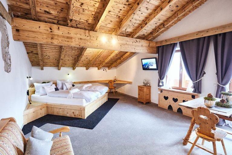 Hotel Garni Eder Гмунд-ам-Тегернзе Экстерьер фото